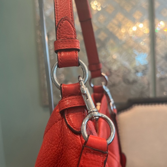 Coach F31323 Leather Shoulder Bag - Picture 3 of 8
